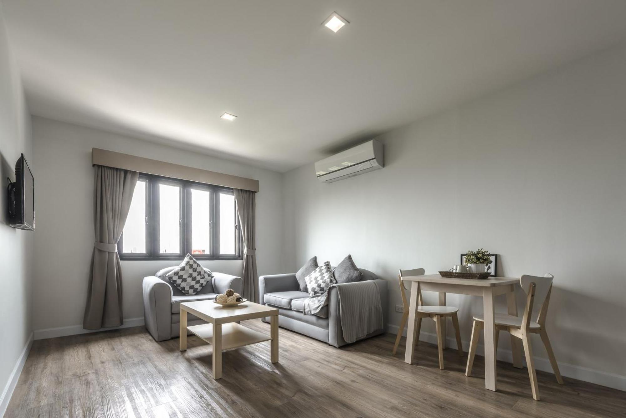 Carnation Residence Samut Prakan Esterno foto
