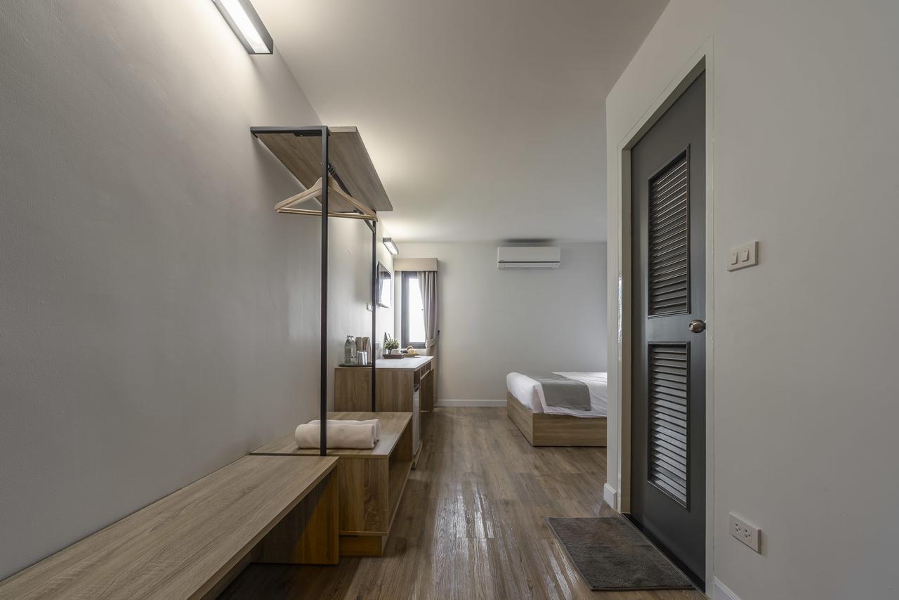 Carnation Residence Samut Prakan Esterno foto