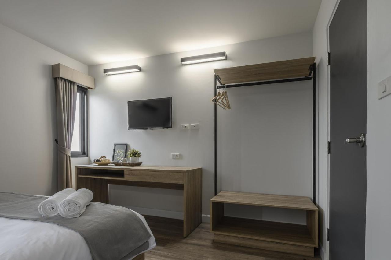 Carnation Residence Samut Prakan Esterno foto